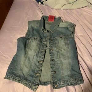 Sz s jean vest by Carol’s Denims